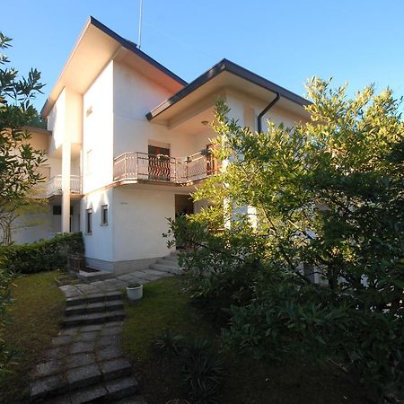 Villa Azalea Lignano Sabbiadoro Luaran gambar